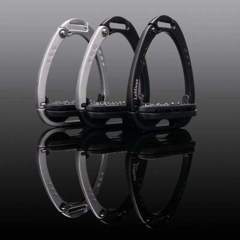 LeMieux Vector Balance Stirrup Alluminium-2